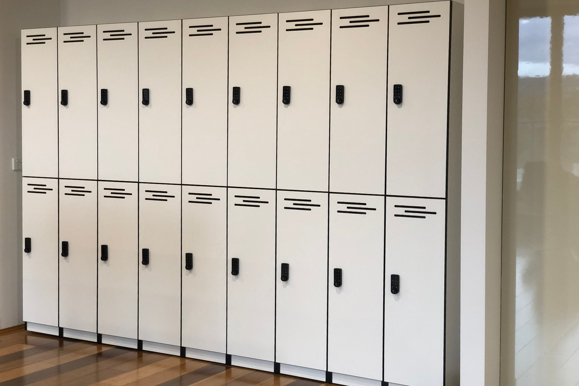 12 Tips Before Buying Staff Lockers for Your Office in Australia